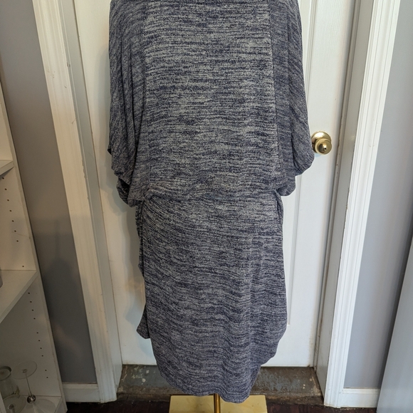VENUS Dresses & Skirts - VENUS Gray Knit Dress